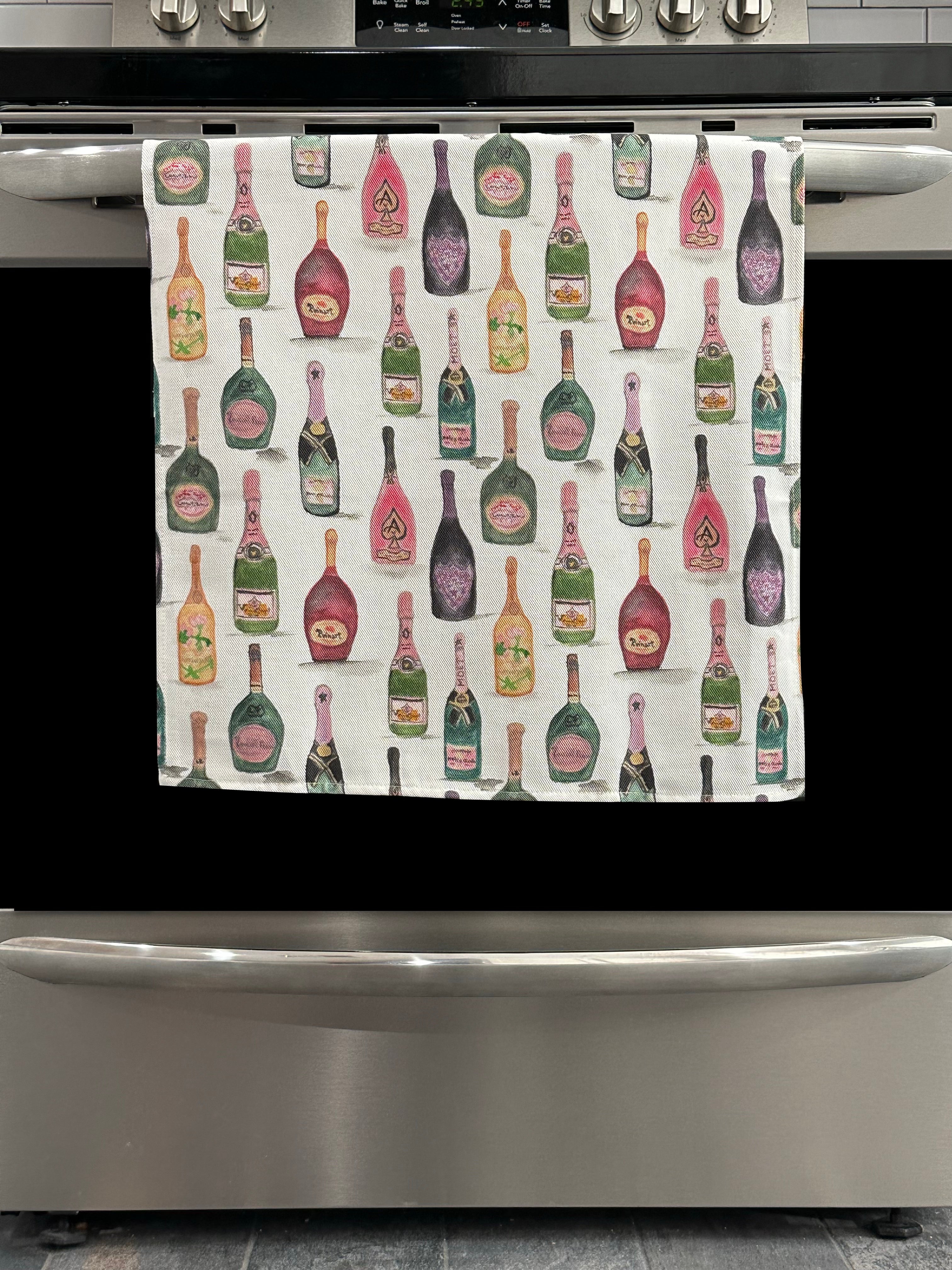 Champagne Bottle Kitchen Towel – Casa Horatio